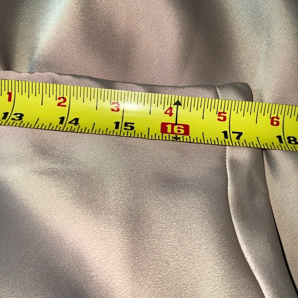 Banana Republic Cream Silk Midi Skirt - Picture 6 of 7